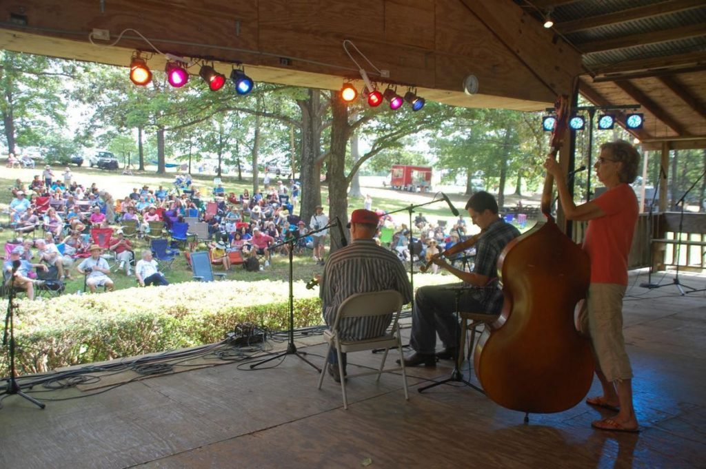 Mengenal Lebih Dalam Tentang Festival Ole Time Fiddler dan Bluegrass